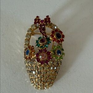 Bauer Vintage Basket Flower Brooch